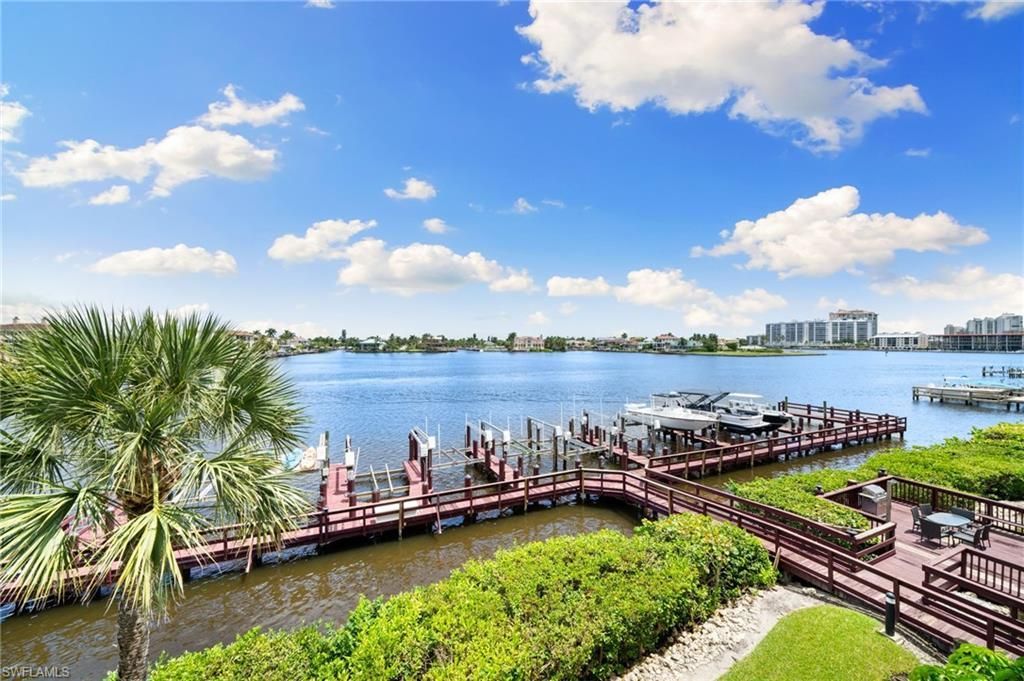 9700 Gulf Shore Dr, Unit 202, Naples, FL 34108 Photo