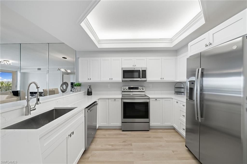 9700 Gulf Shore Dr, Unit 202, Naples, FL 34108 Photo