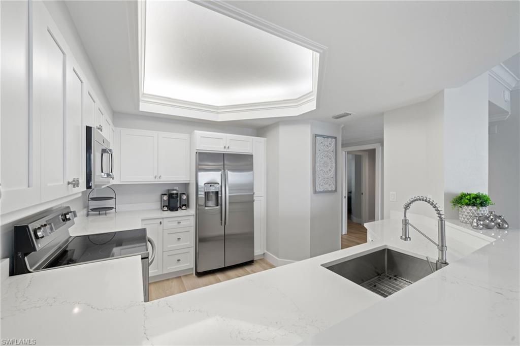 9700 Gulf Shore Dr, Unit 202, Naples, FL 34108 Photo