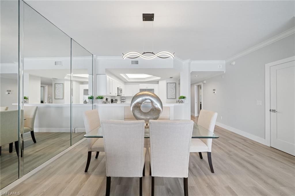 9700 Gulf Shore Dr, Unit 202, Naples, FL 34108 Photo