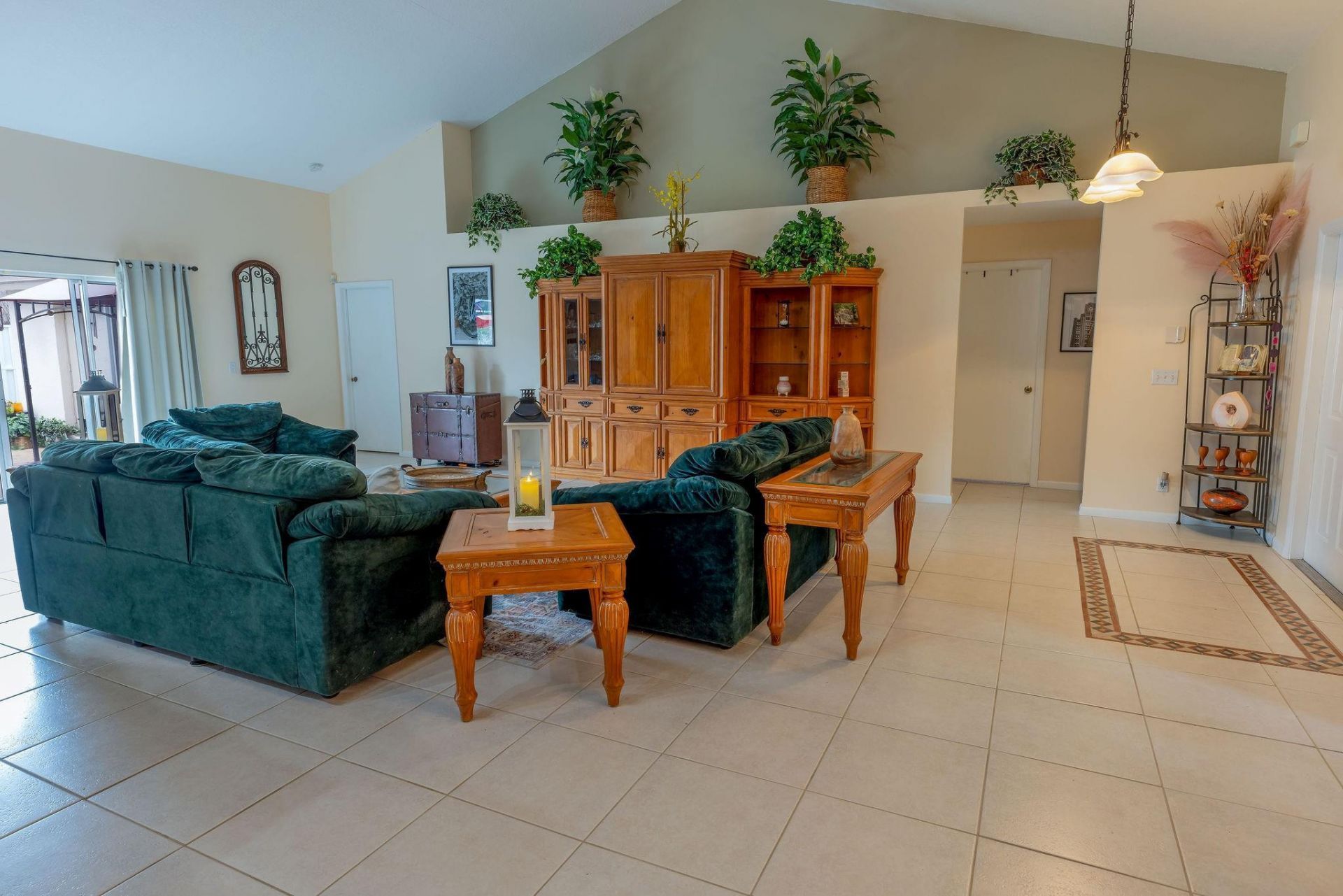 590 NW 161st Avenue, Pembroke Pines, FL 33028 Photo