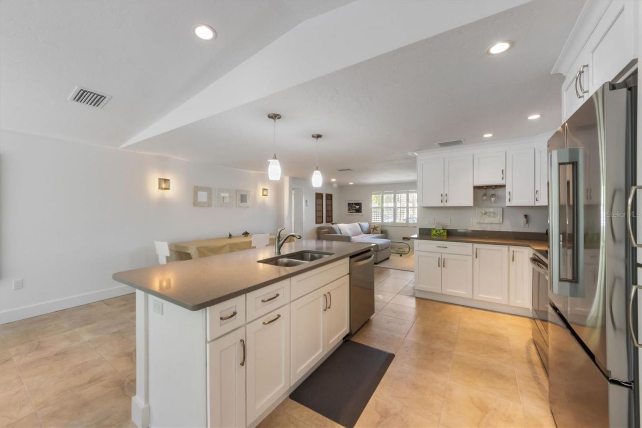 413 Poinsettia Road, Anna Maria, FL 34216 Photo