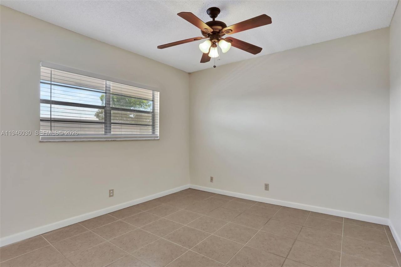 551 NW 80th Ter, Unit 203, Margate, FL 33063 Photo