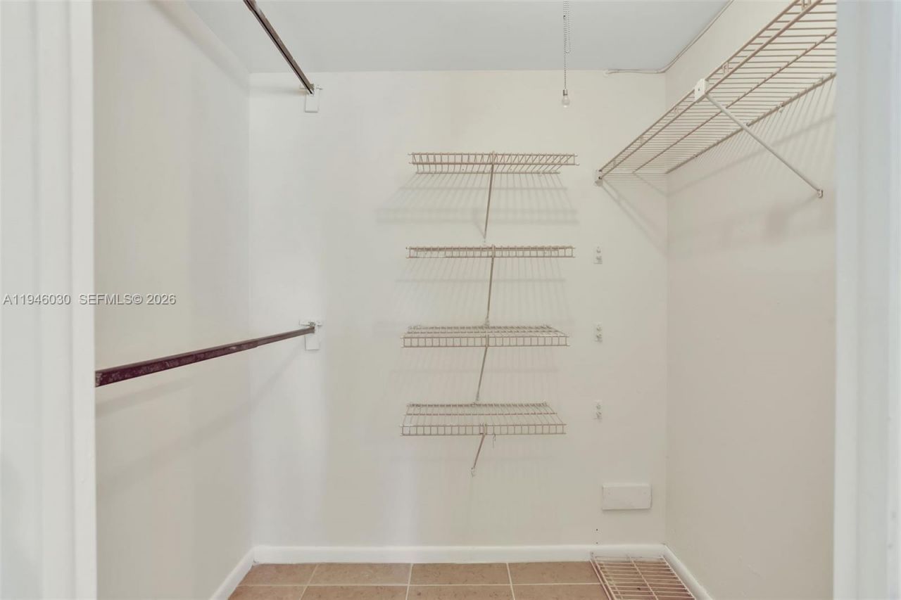 551 NW 80th Ter, Unit 203, Margate, FL 33063 Photo