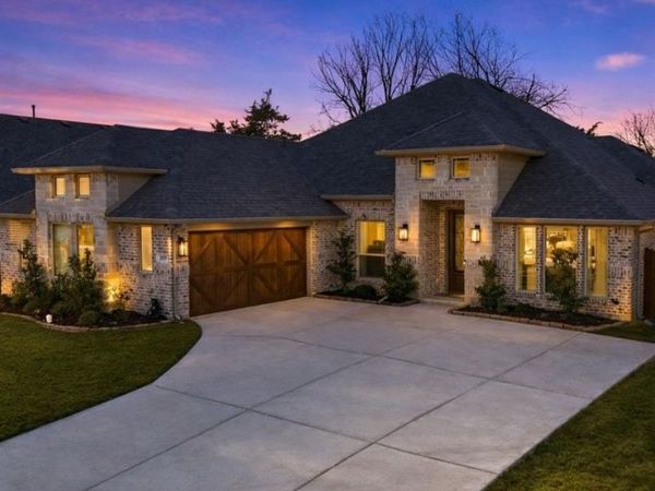 1125 Cardinal Drive, Midlothian, TX 76065