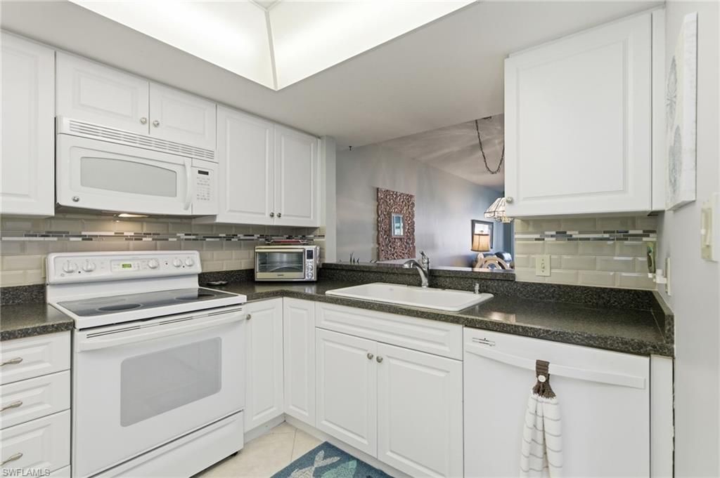 25804 Cockleshell Dr, Unit 117, Bonita Springs, FL 34135 Photo