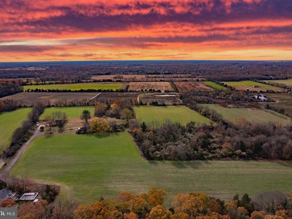 170-174 W MILLSTREAM ROAD, CREAM RIDGE, NJ 08514