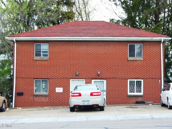 2809 Sunset Boulevard, Unit 3, Steubenville, OH 43952