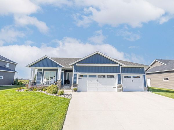 6969 Golden Valley Parkway S, Fargo, ND 58104