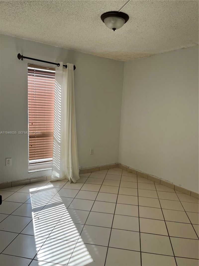 6780 W 2nd Ct , Unit 408, Hialeah, FL 33012 Photo