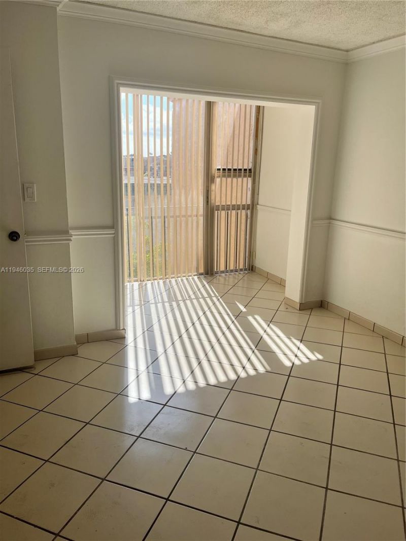 6780 W 2nd Ct , Unit 408, Hialeah, FL 33012 Photo