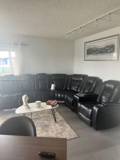 6780 W 2nd Ct, Unit 408, Hialeah, FL 33012 Photo