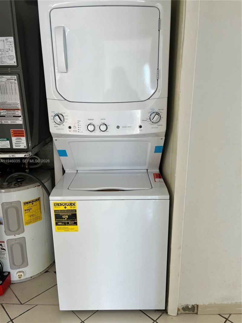 6780 W 2nd Ct , Unit 408, Hialeah, FL 33012 Photo