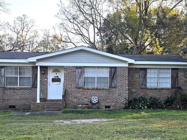 11401 Grand Terrace Circle S, Grand Bay, AL 36541