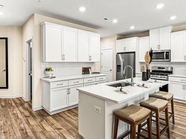 26 FOUR LEAF DRIVE, DOWNINGTOWN, PA 19335