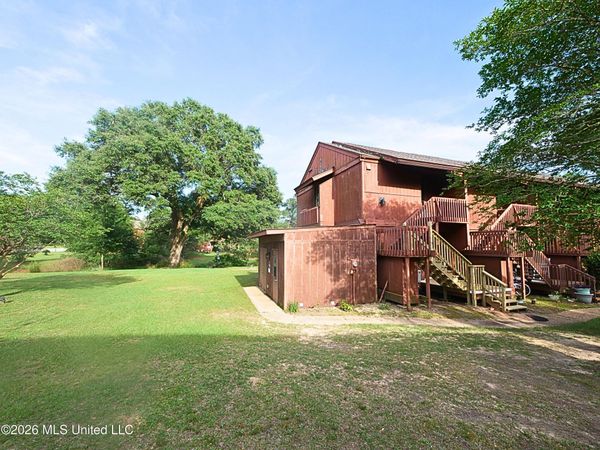 208 Lakeside Villa, Diamondhead, MS 39525