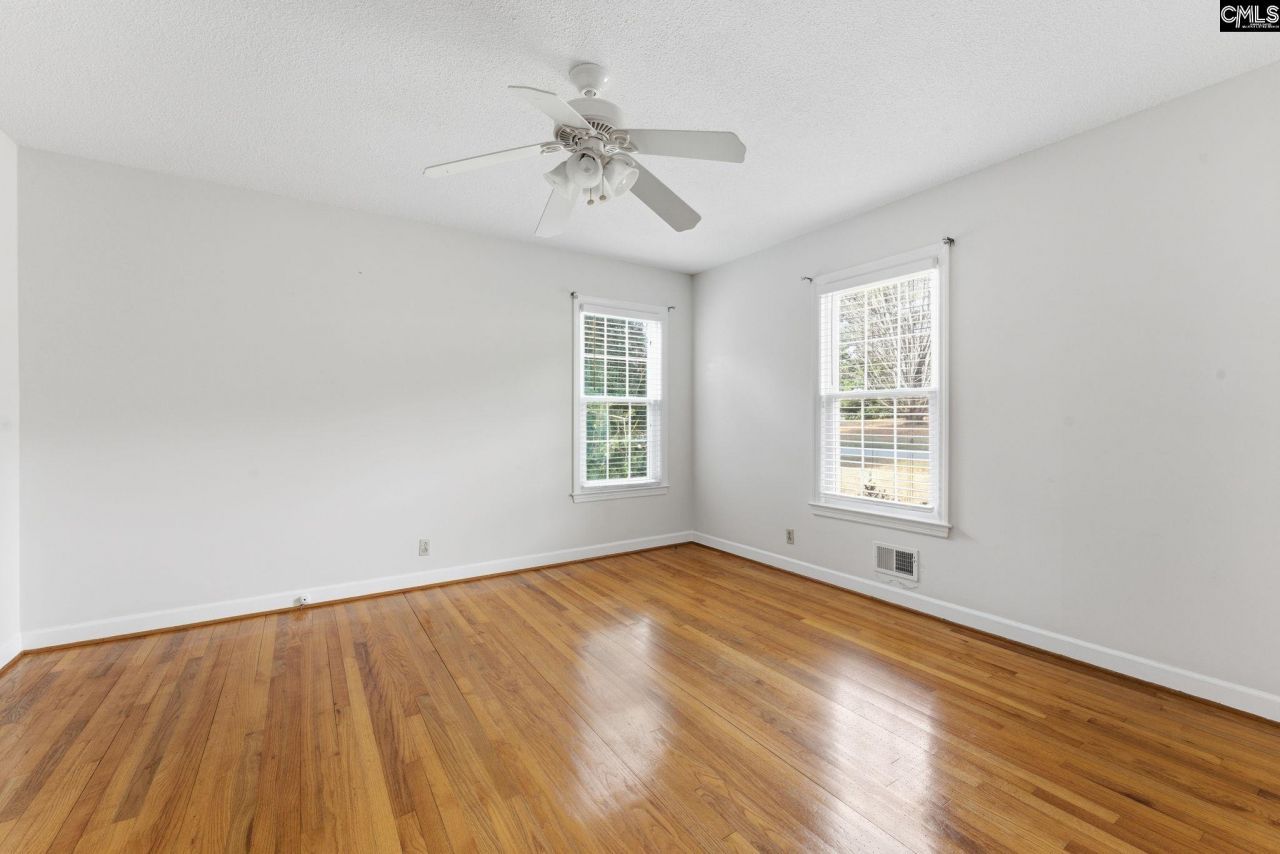 201 Hillcrest Drive Photo 19