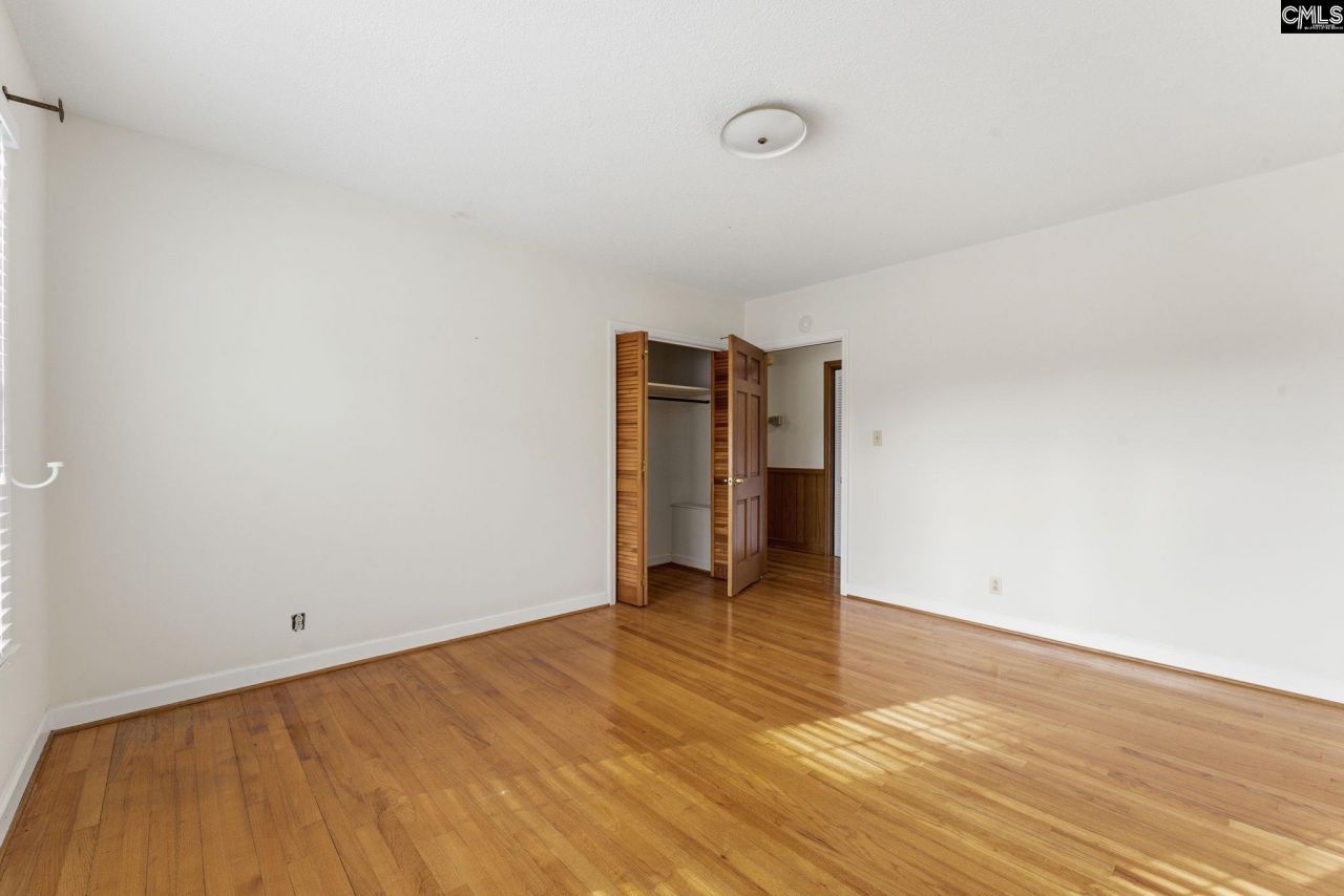 201 Hillcrest Drive Photo 21