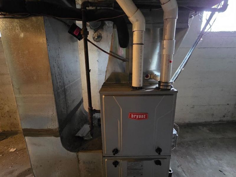 24 Parkwood Place, Cincinnati, OH 45217 Photo 12