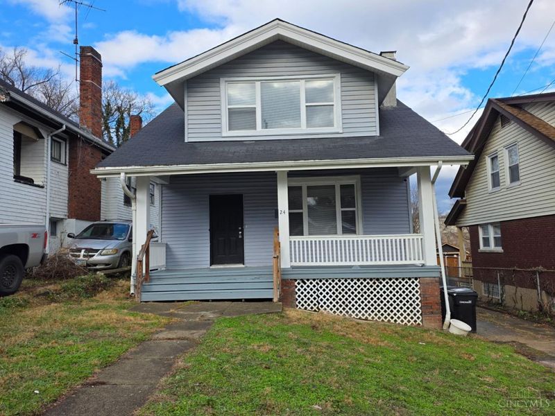 24 Parkwood Place, Cincinnati, OH 45217 Photo 2