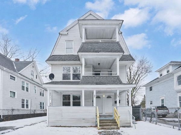 48-50 Dresden St, Springfield, MA 01109