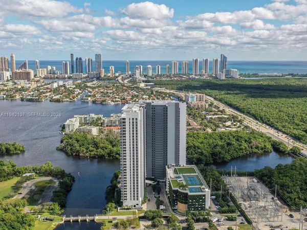 16385 Biscayne Blvd, Unit 2301, North Miami Beach, FL 33160