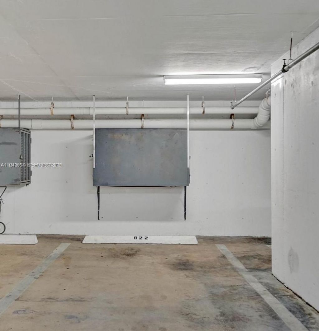 1 Alhambra Cir, Unit 203, Coral Gables, FL 33134 Photo