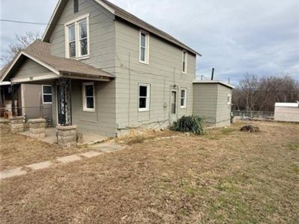 1841 S Valley Street, Kansas City, KS 66103