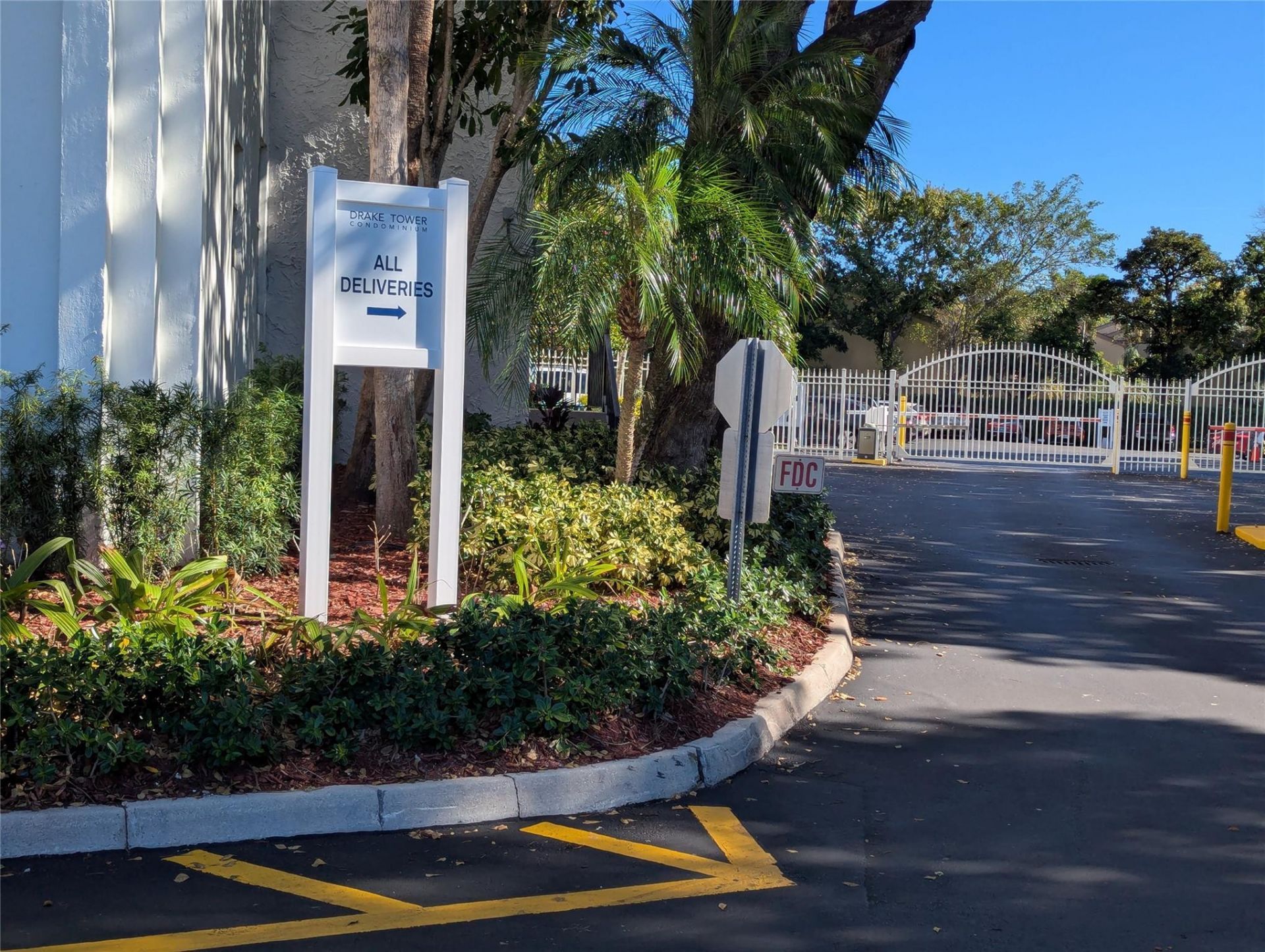 1800 N Andrews Avenue, Unit 10G, Fort Lauderdale, FL 33311 Photo