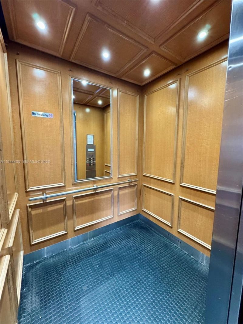 9330 Lagoon Pl, Unit 201, Davie, FL 33324 Photo