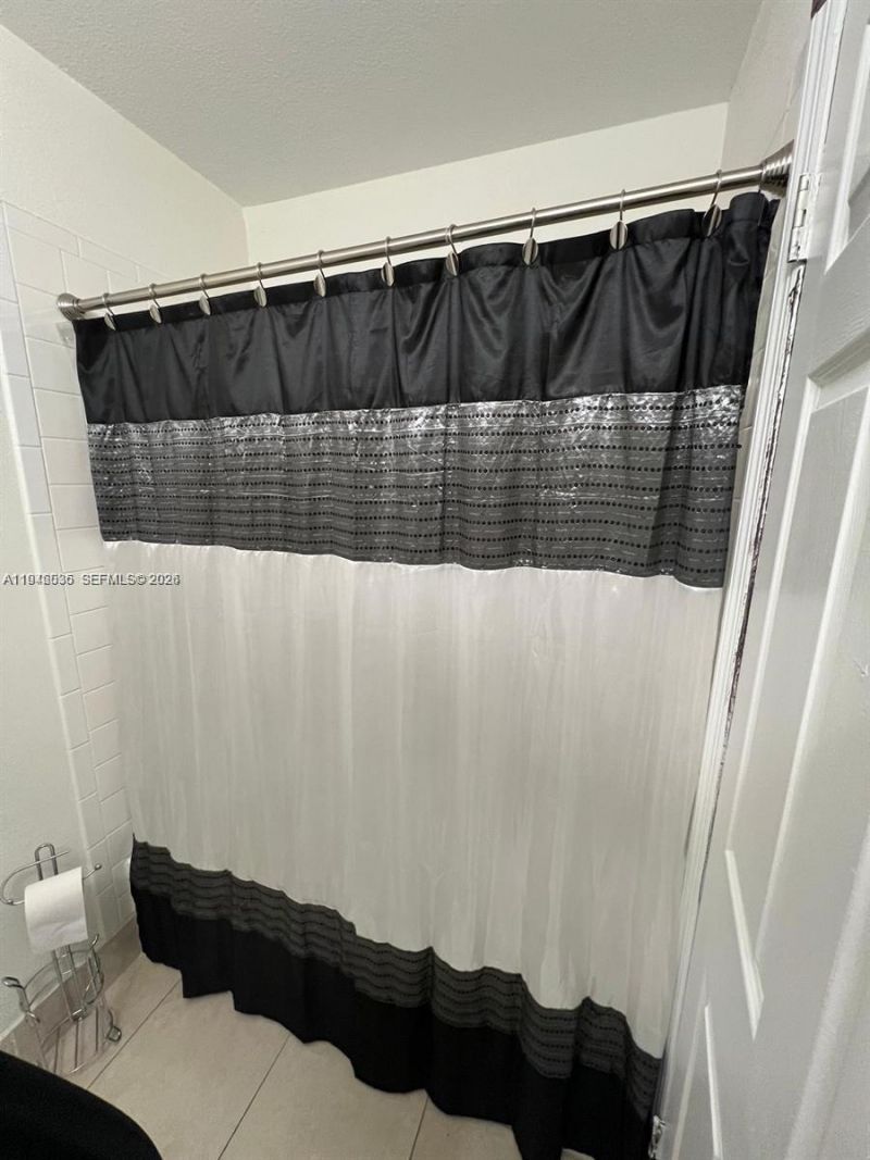 17401 SW 140th Ct, Miami, FL 33177 Photo