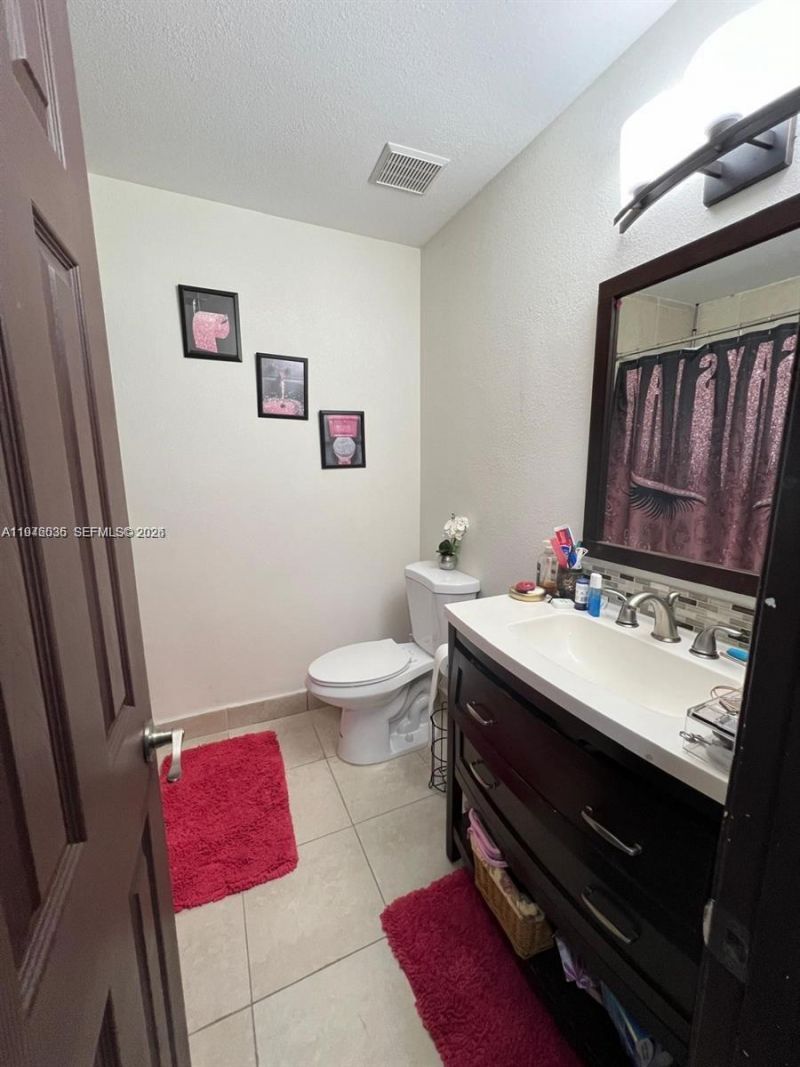 17401 SW 140th Ct, Miami, FL 33177 Photo