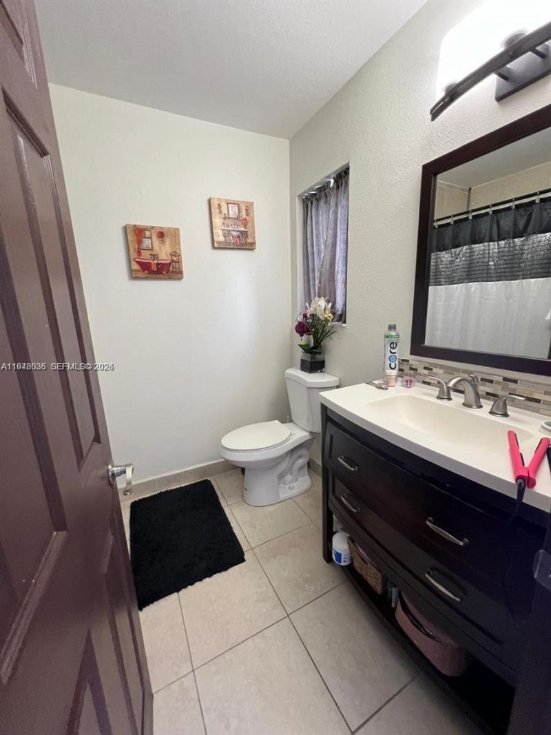 17401 SW 140th Ct, Miami, FL 33177 Photo