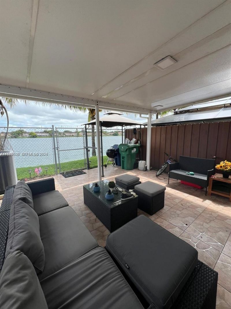 17401 SW 140th Ct, Miami, FL 33177 Photo