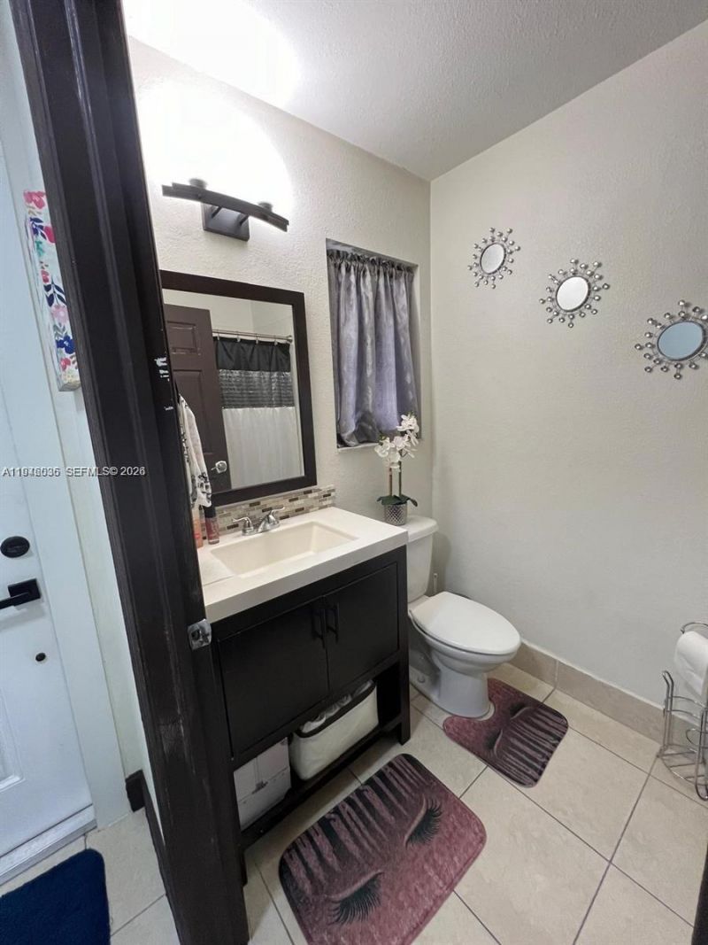 17401 SW 140th Ct, Miami, FL 33177 Photo