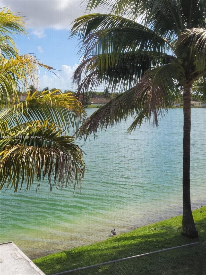 17401 SW 140th Ct, Miami, FL 33177 Photo