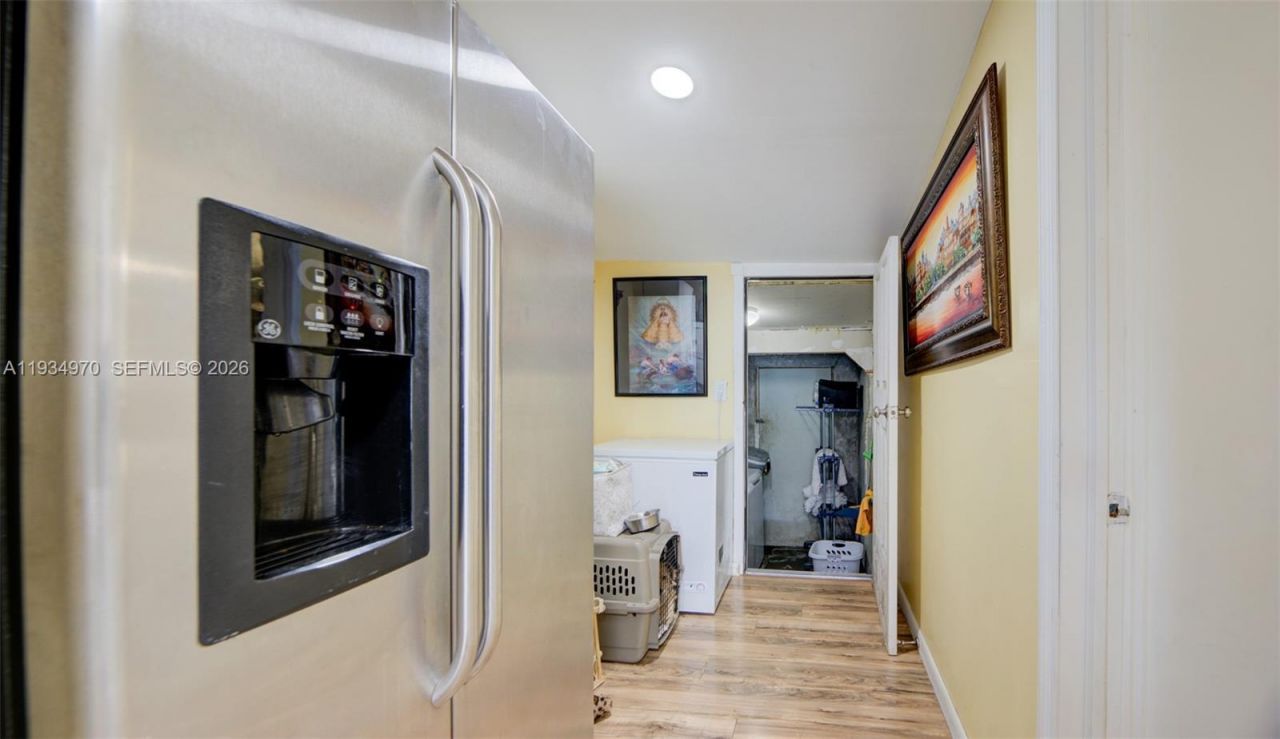 1911 NW 52nd St , Miami, FL 33142 Photo