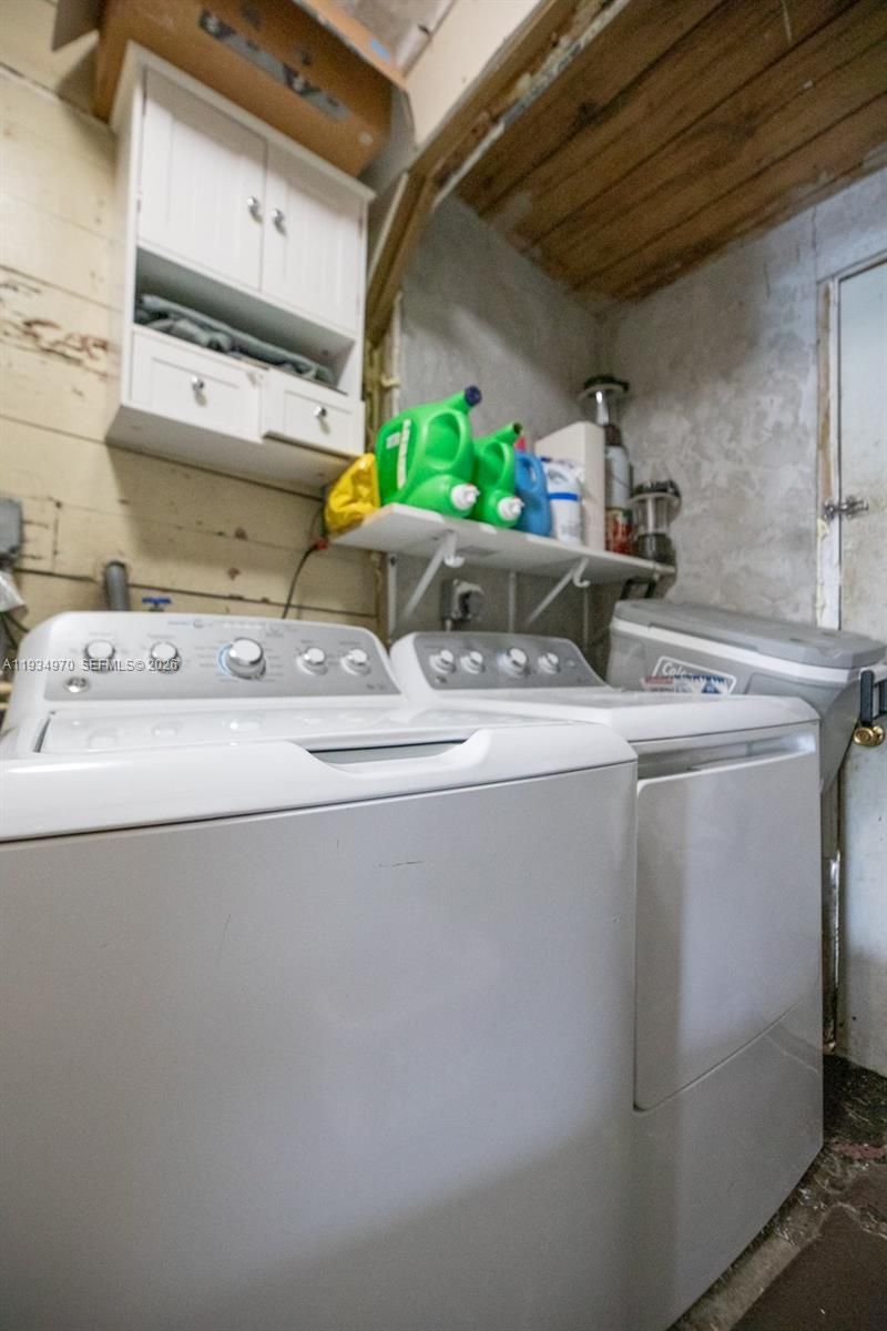 1911 NW 52nd St , Miami, FL 33142 Photo