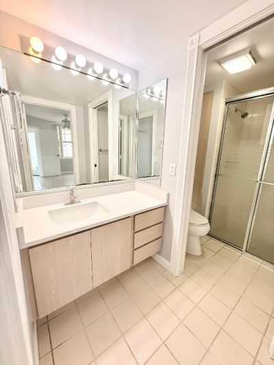 8111 Northboro Court, Unit 11b, Lake Clarke Shores, FL 33406 Photo