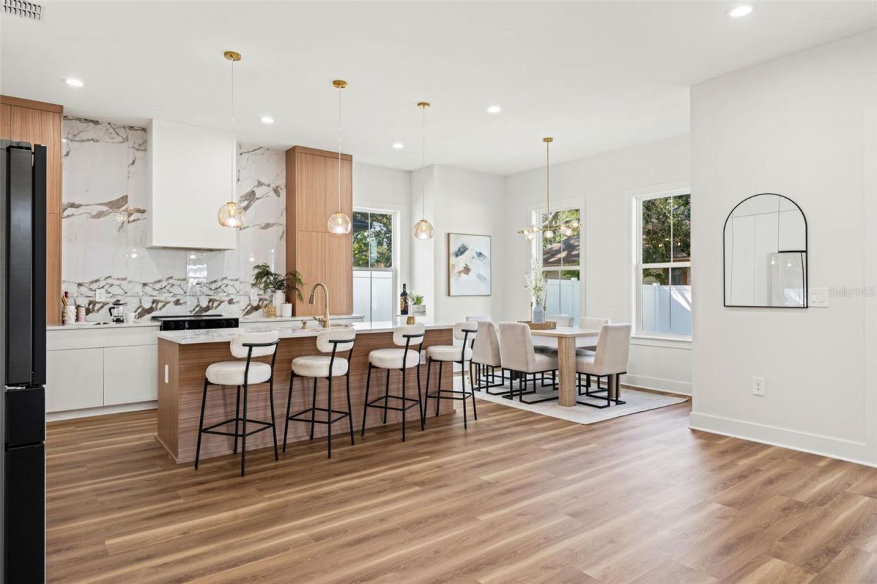 10194 Hodson Place, Seminole, FL 33776 Photo