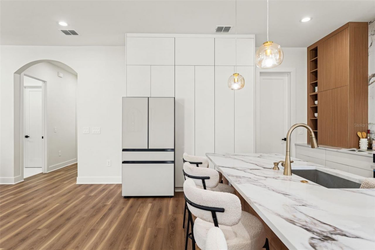 10194 Hodson Place, Seminole, FL 33776 Photo