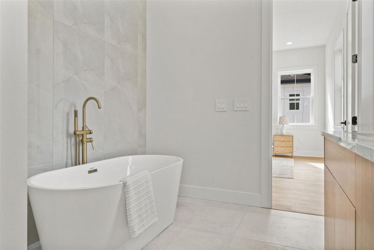 10194 Hodson Place, Seminole, FL 33776 Photo