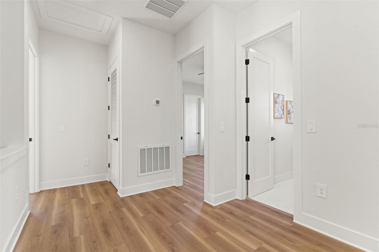 10194 Hodson Place, Seminole, FL 33776 Photo