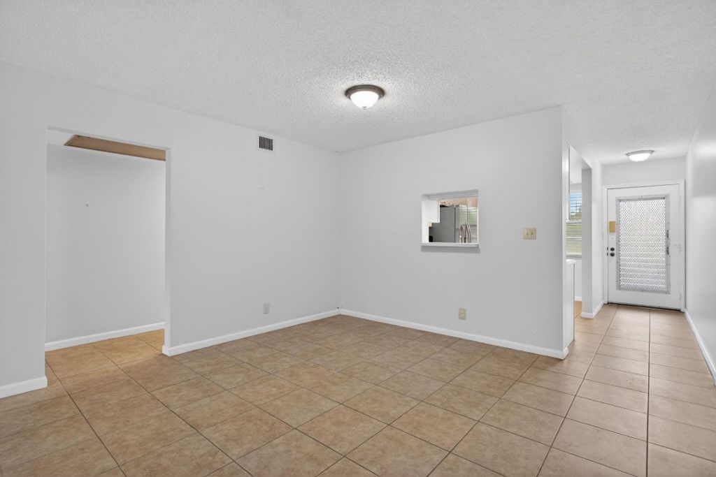 2501 Antigua Terrace, Unit D1, Coconut Creek, FL 33066 Photo