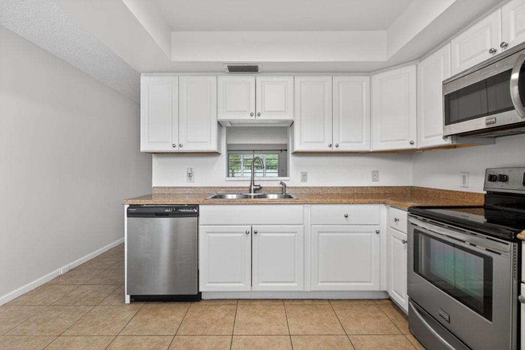 2501 Antigua Terrace, Unit D1, Coconut Creek, FL 33066 Photo