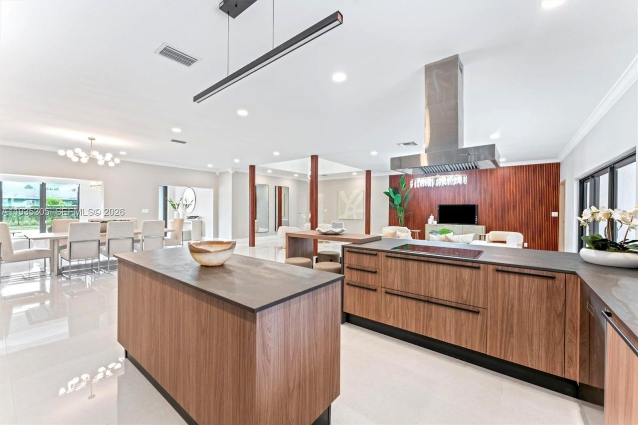 16733 Golfview Dr, Weston, FL 33326 Photo