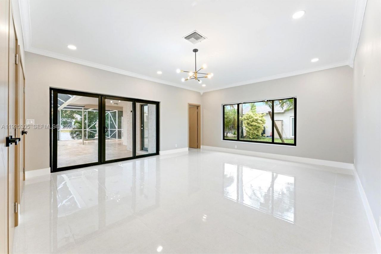 16733 Golfview Dr, Weston, FL 33326 Photo