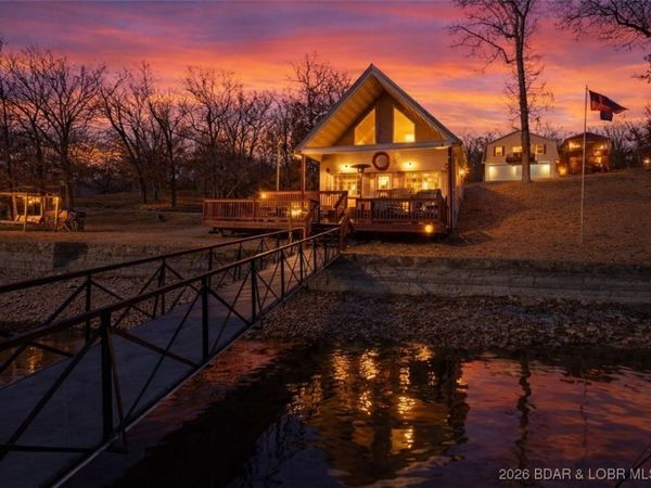 410 Nichol Road , Edwards, MO 65326