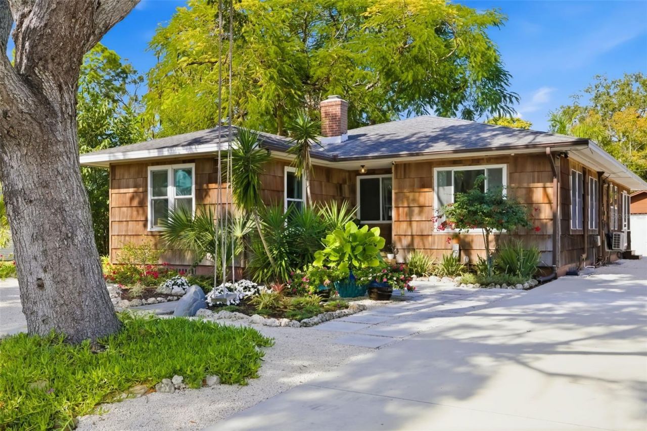 2502 15th Avenue W, Bradenton, FL 34205 Photo