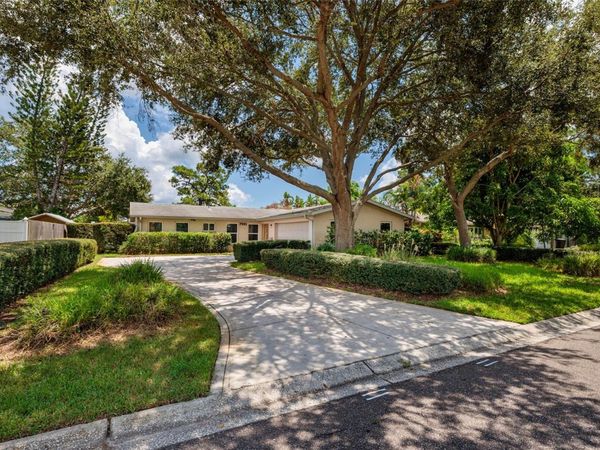 7501 21ST STREET N, ST PETERSBURG, FL 33702